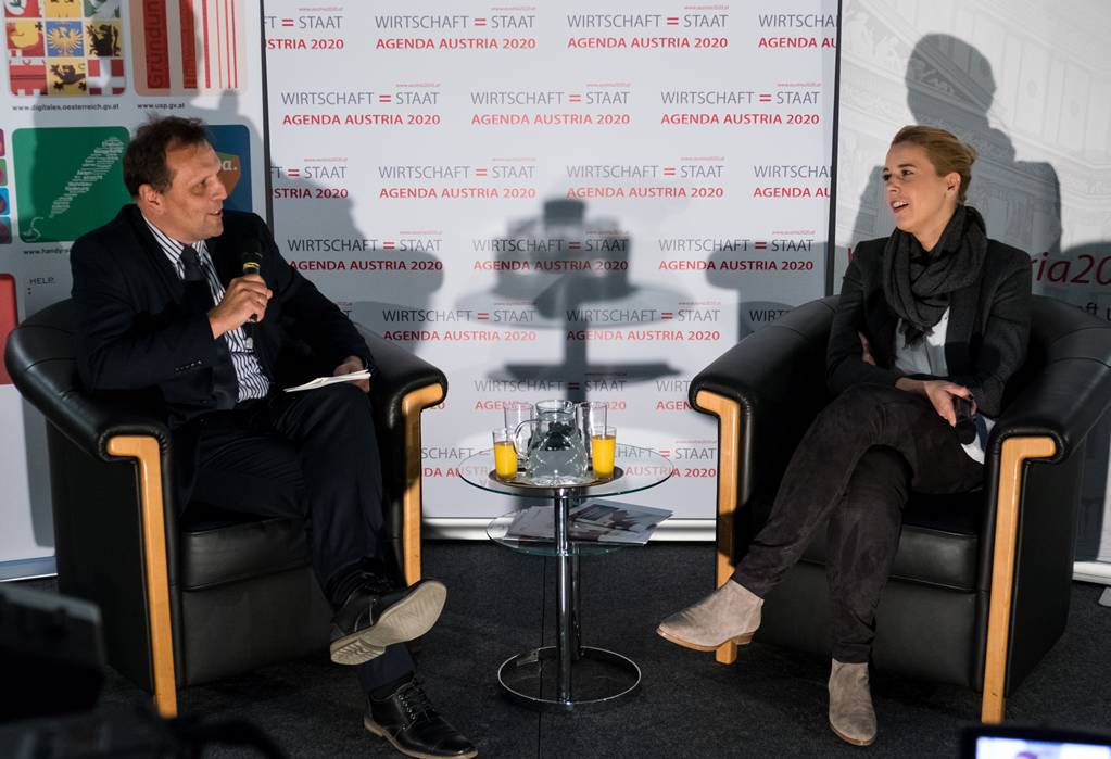 Business-Talk „Zur Person“: Staatssekretärin Mag.a Sonja Steßl